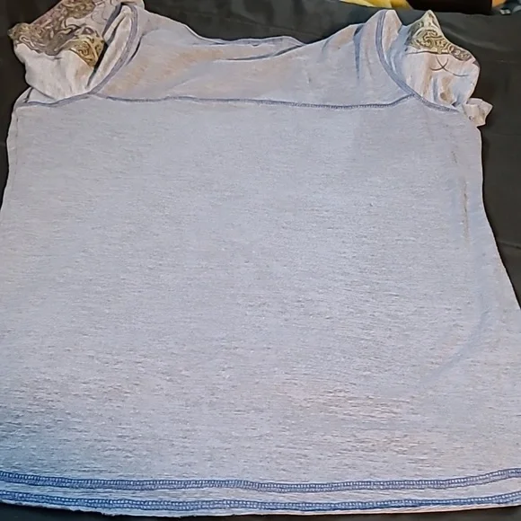 Women's top - Picture 5 of 6